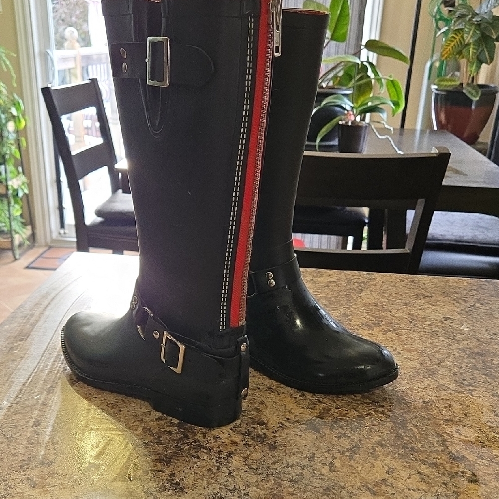 Tristan rain boots